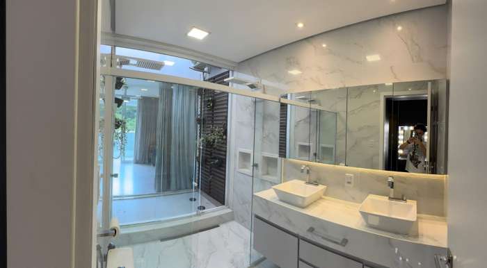 interior one